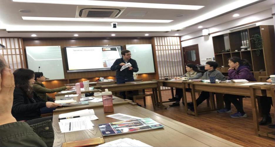 基于多维评价细则的听说教学活动设计与教育检测评价融合策略——以Andrew的听说评价框架为例